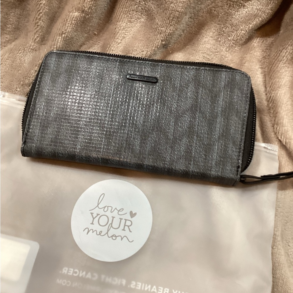 Brand New “Love Your Melon” Wallet